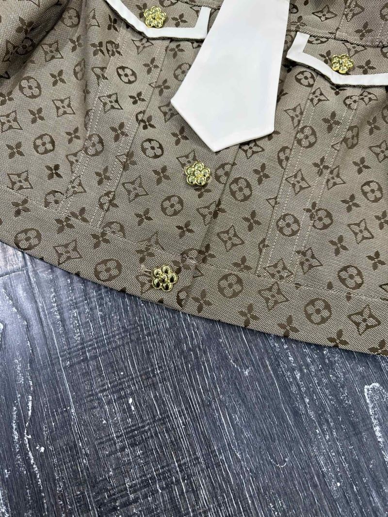 Louis Vuitton Dress Suits